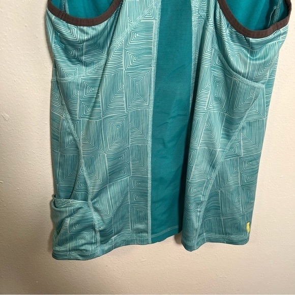Lole Guell Tank Top with Racerback in Aqua Splash Square - Picture 11 of 14